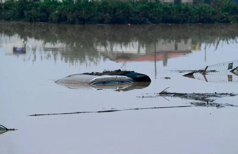 Impactantes imágenes de las inundaciones por la ‘DANA’ en España que dejan más de 60 muertos