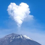 El Popocatépetl ‘enamorado’ del “Izta”