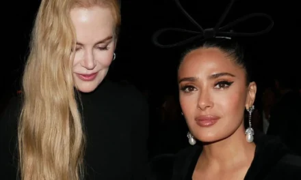 Salma Hayek y Nicole Kidman protagonizan tenso momento por fotografía (Video)