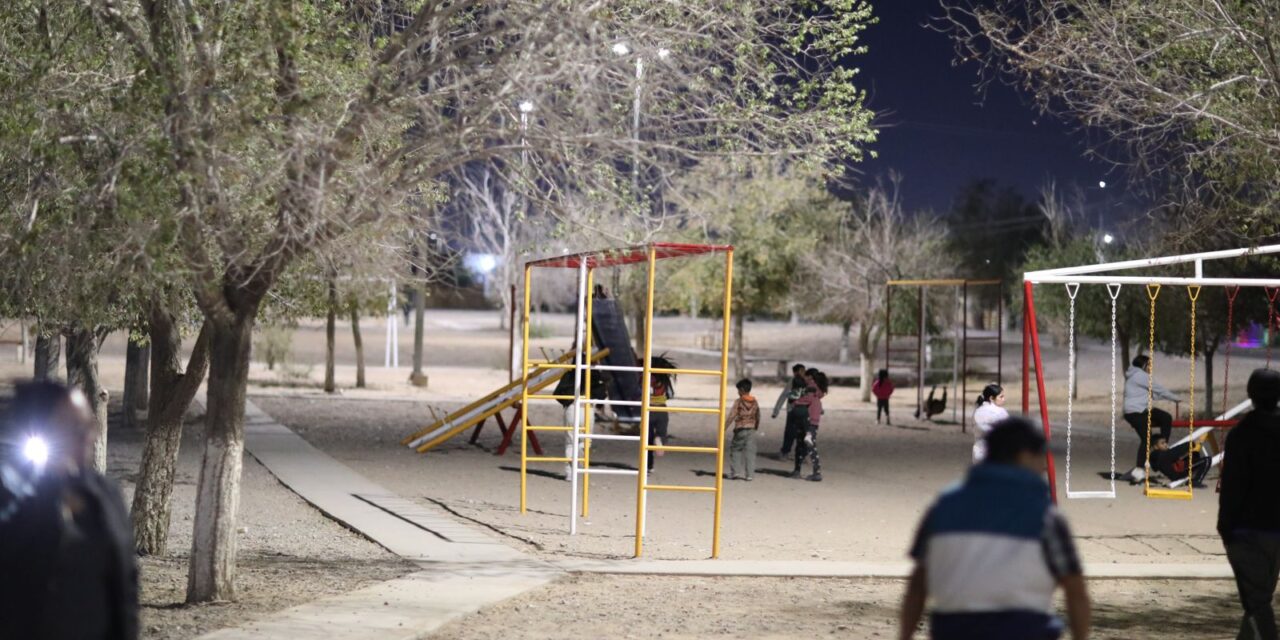 Realizan entrega de luminarias en siete zonas de la ciudad