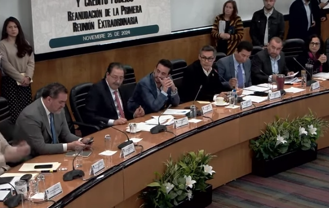 Aprueban en Comisiones ingresos por $9 billones 302 mil millones para 2025