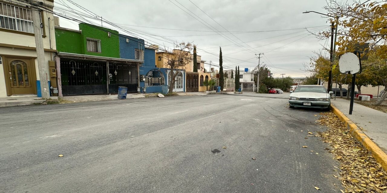 Recarpetean tramo de la calle Eréndira