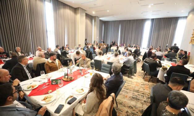 Brindis navideño de la Cámara Mexicana de la Industria de la Construcción