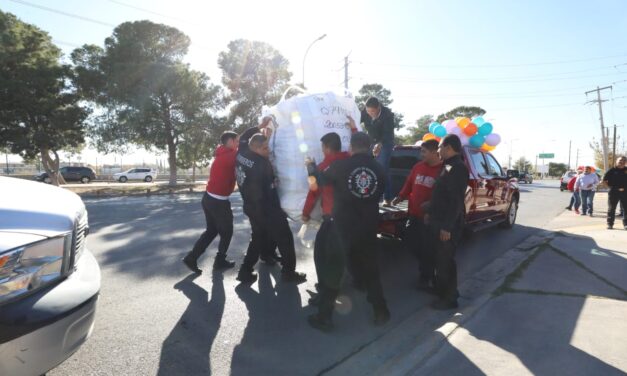 Comerciantes donan 16 mil juguetes para la campaña “Santa Bombero”