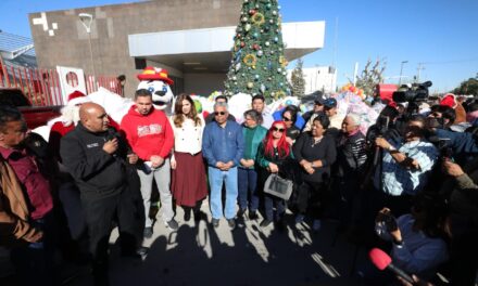 Comerciantes donan 16 mil juguetes para la campaña “Santa Bombero”