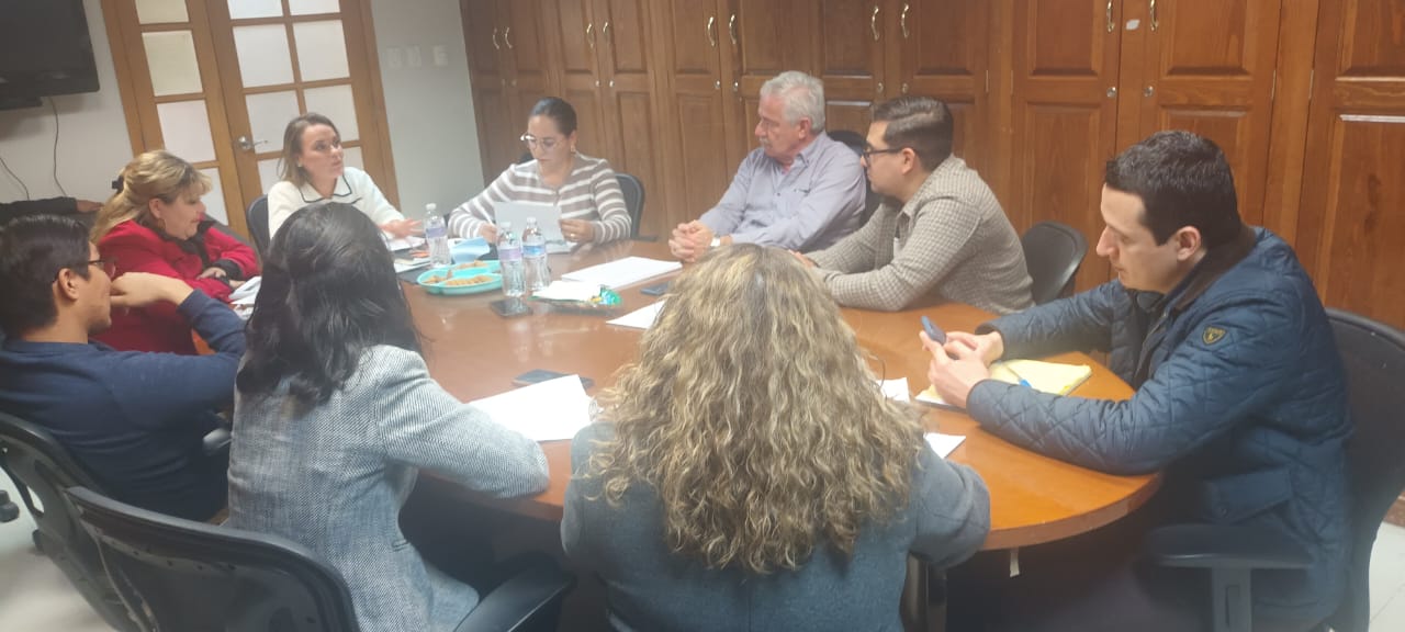 Presentan Plan Municipal de Desarrollo ante regidores