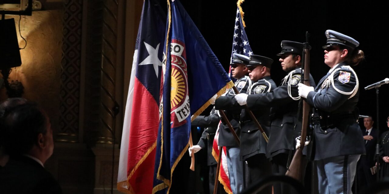 Toma protesta el nuevo Alcalde de El Paso, Texas