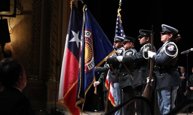 Toma protesta el nuevo Alcalde de El Paso, Texas