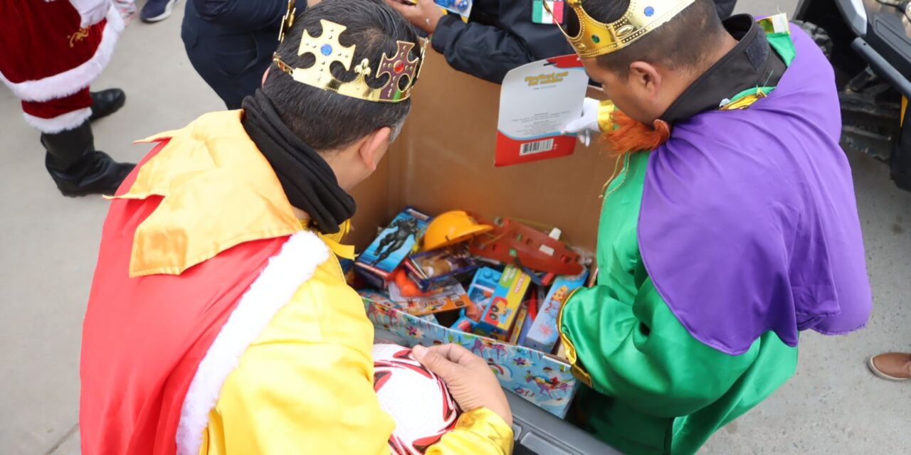 Regala la SSPM miles de juguetes por el Día de los Reyes Magos