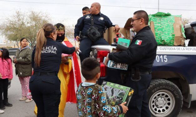 Regala la SSPM miles de juguetes por el Día de los Reyes Magos