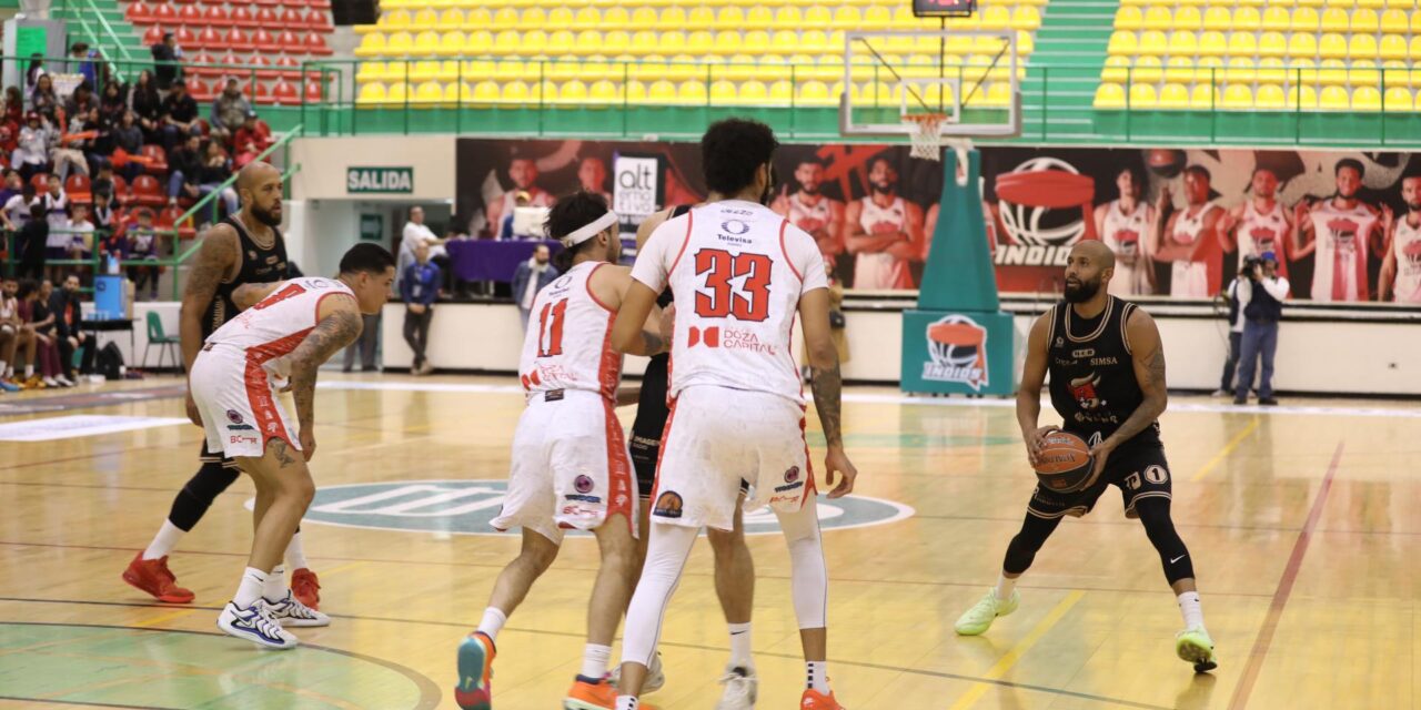 Se lleva a cabo el primer juego de basquetbol en casa de los Indios de Ciudad Juárez