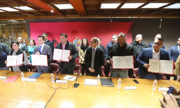 Firman Convenios de colaboración Gobierno Municipal y la UACJ