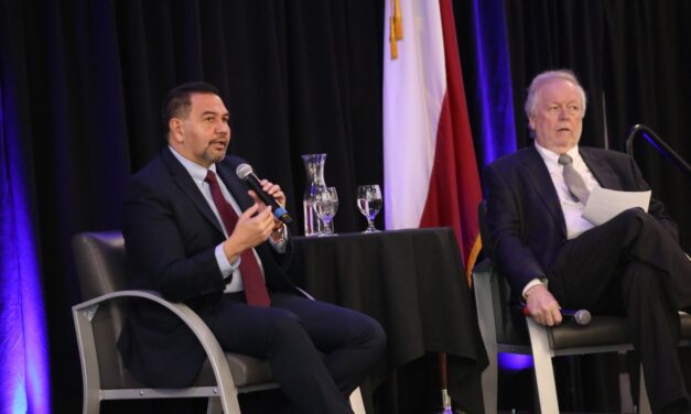 “Fundamental para el desarrollo regional la relación Juárez, El Paso y Las Cruces”. Alcalde