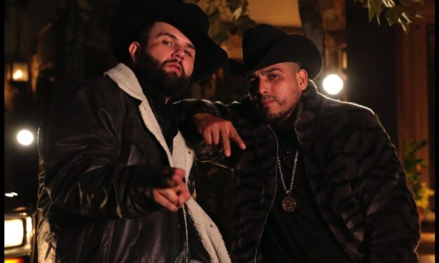 Redes estallan contra Carín León por decir que “no tiene síntomas de gay” tras polémica con Espinoza Paz: “No es una enfermedad”