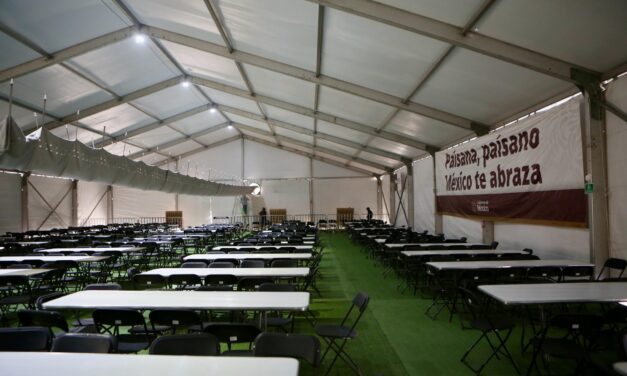 Lista la Carpa / Albergue que el Gobierno Federal instaló en la zona de ‘El Punto’