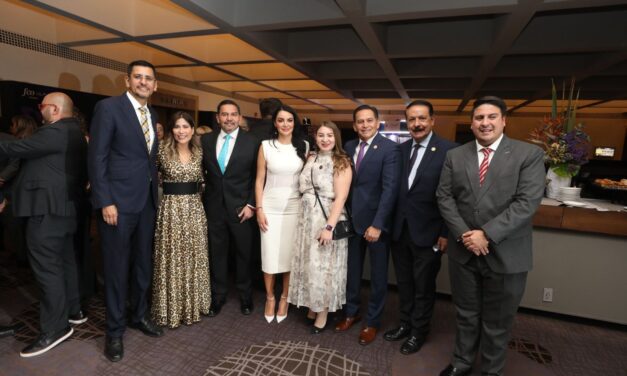 Reconocen al Alcalde Cruz Pérez Cuéllar con Premio “Lidera 2025”