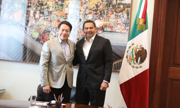 Se reúne el Presidente Pérez Cuéllar con el Secretario de Educación Pública