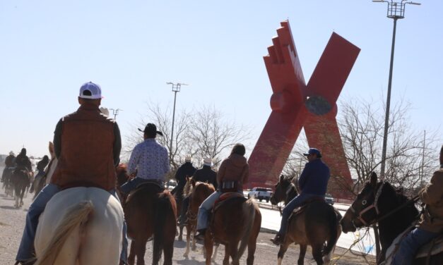 Realizaron cabalgata “Cruzadas por el Desierto”