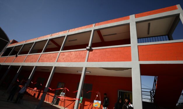 Realiza Alcalde entrega de apoyo social y obras del Presupuesto Participativo a CASA