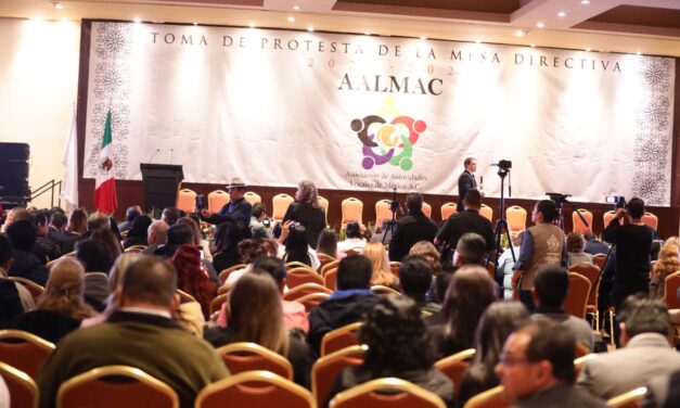Participa el alcalde Pérez Cuéllar en la sesión de la AALMAC