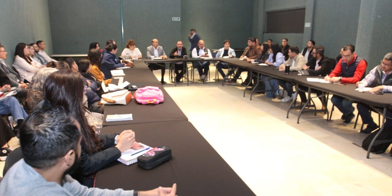 Analizan mejorar los servicios públicos en fraccionamientos cerrados y condominios