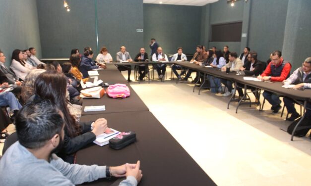 Analizan mejorar los servicios públicos en fraccionamientos cerrados y condominios