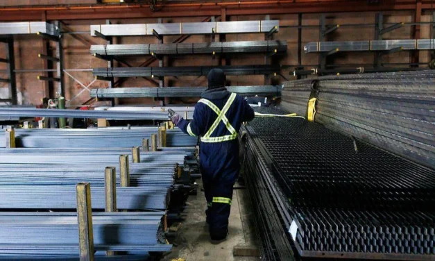 Sheinbaum envía carta a Trump para evitar aranceles al acero y aluminio