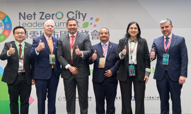 Promociona Cruz Pérez Cuéllar inversiones de Asia en Ciudad Juárez
