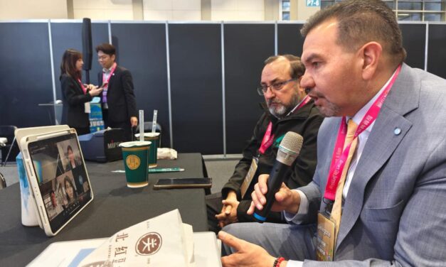 Cruz Pérez Cuéllar Sostiene Reunión con Foxconn para Impulsar el Desarrollo Económico de Ciudad Juárez