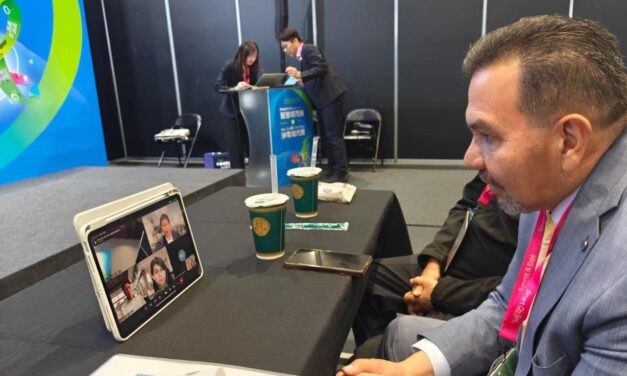 Cruz Pérez Cuéllar Sostiene Reunión con Foxconn para Impulsar el Desarrollo Económico de Ciudad Juárez