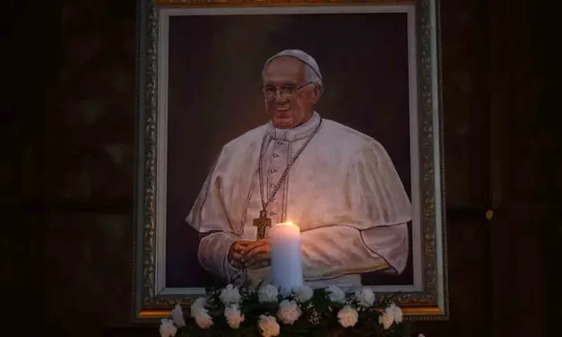 Muerte del Papa Francisco reaviva teorías sobre el “último Papa” y el fin de los tiempos