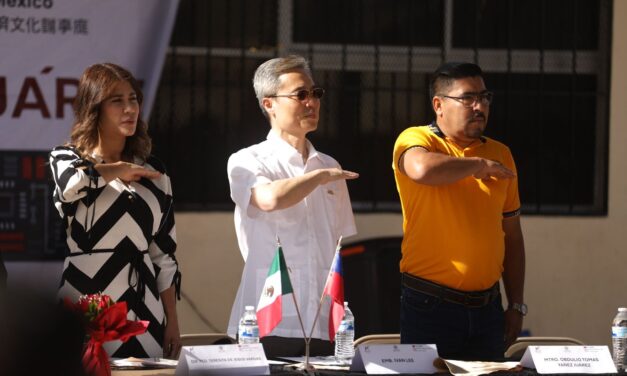 Taiwán dona computadoras y proyectores a escuelas públicas en Ciudad Juárez