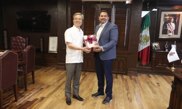 Recibe Alcalde Pérez Cuéllar la visita del representante de Taiwán en México