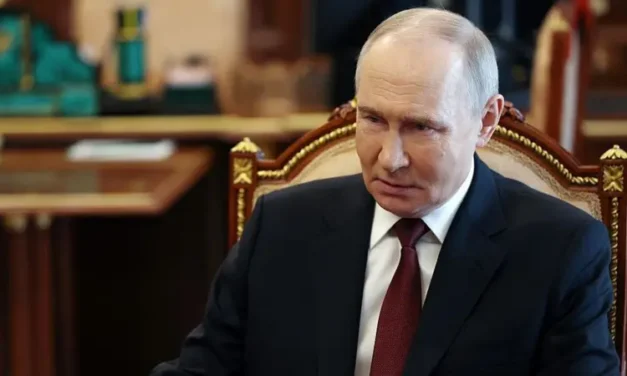 Putin anuncia alto al fuego por Pascua, pero Ucrania denuncia ataques y cuestiona sinceridad rusa