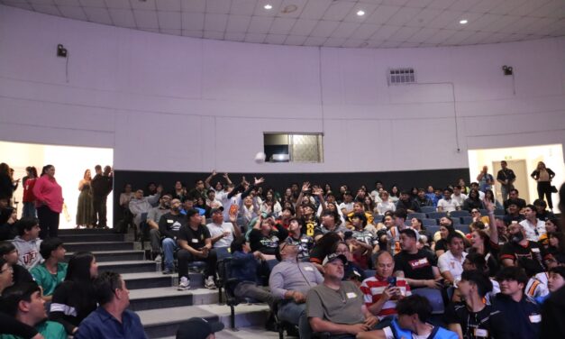 Jugadores de la NFL impulsan campamentos deportivos en Ciudad Juárez en busca de talento juvenil