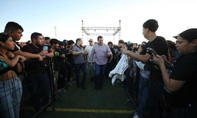 Celebran a la niñez juarense con gran función de lucha libre y ambiente familiar