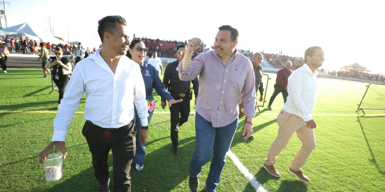 Celebran a la niñez juarense con gran función de lucha libre y ambiente familiar