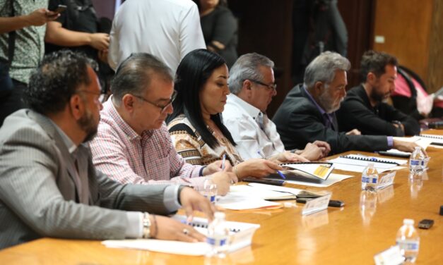 Encabeza alcalde Cruz Pérez Cuéllar primera sesión del Consejo Directivo de OMEJ