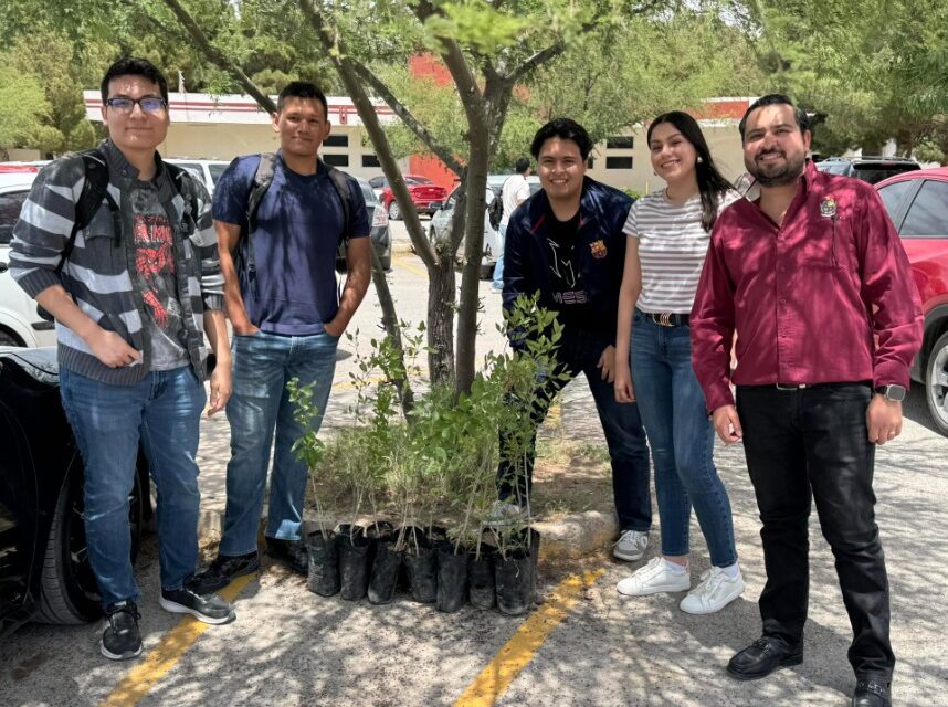Ecología dona 150 árboles a escuelas para promover el cuidado ambiental