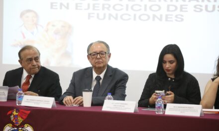Imparten capacitación para prevenir delitos contra médicos veterinarios