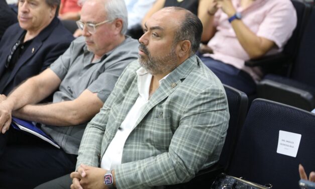 Ecología presenta plan para frenar la rickettsia en Juárez