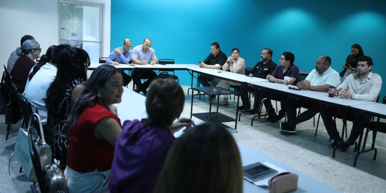 Fortalecen trabajo en equipo con nuevo titular de Centros Comunitarios