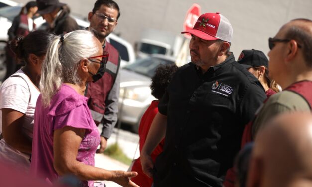 Entregan apoyos a 100 familias afectadas por lluvias en Ciudad Juárez