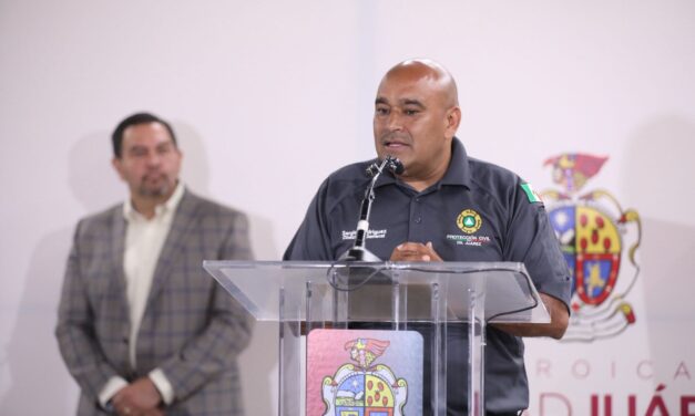 ¡Lluvias desatan emergencia en Juárez! Más de 800 servidores públicos atienden a miles de afectados en el poniente de la ciudad