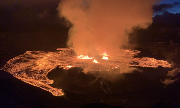Kilauea vuelve a rugir: espectaculares fuentes de lava superan los 100 metros