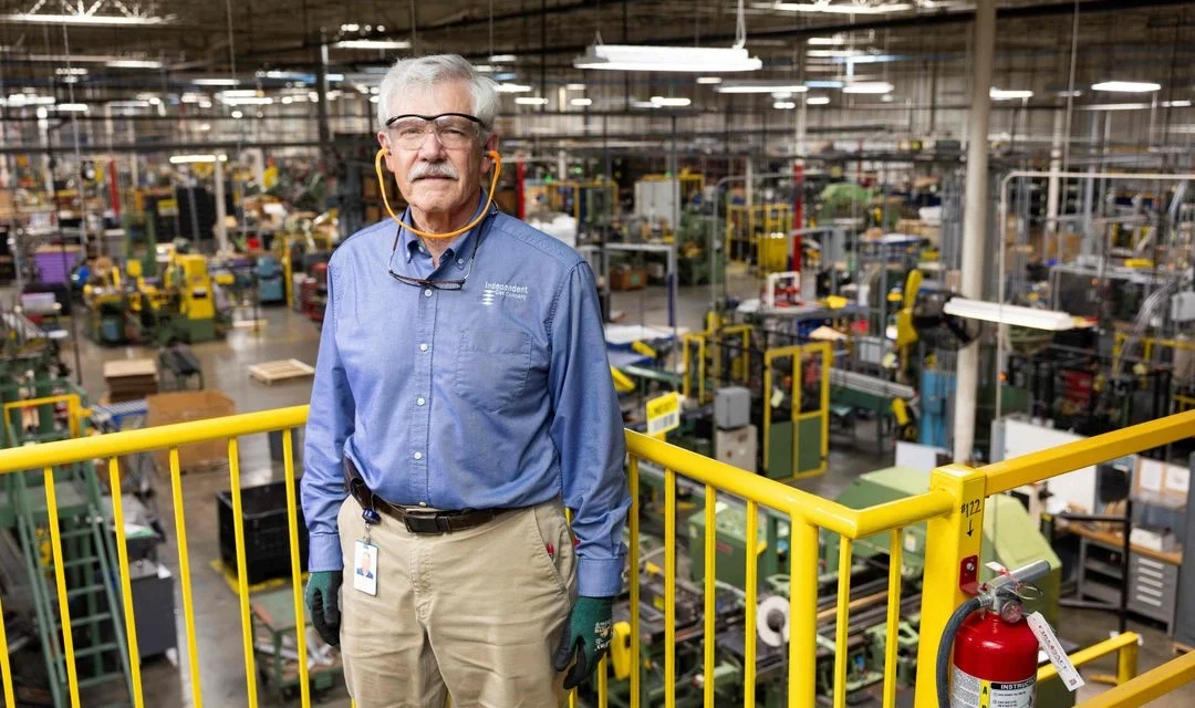 Fabricantes de hojalata en EE.UU., atrapados entre la escasez y los aranceles de Trump