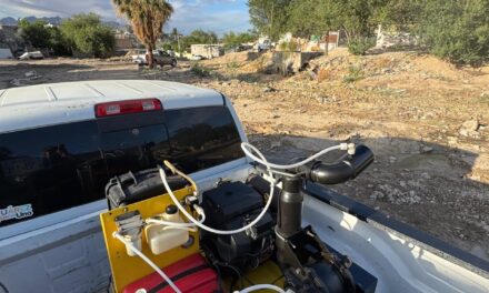 ¡Adiós a los moscos! Nebulizan colonias del poniente de Juárez ante lluvias y plagas
