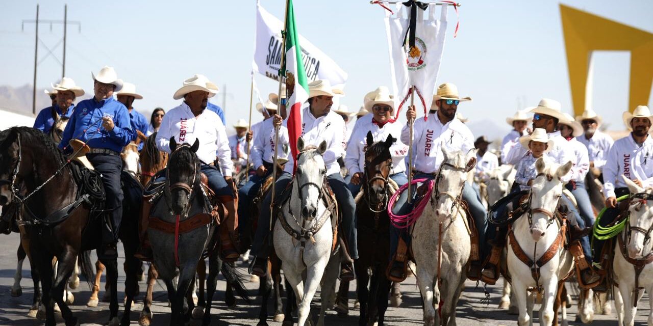 Así inició la XXX Cabalgata Villista encabezada por el alcalde de Cd. Juárez