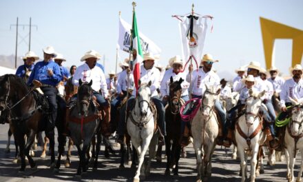 Así inició la XXX Cabalgata Villista encabezada por el alcalde de Cd. Juárez