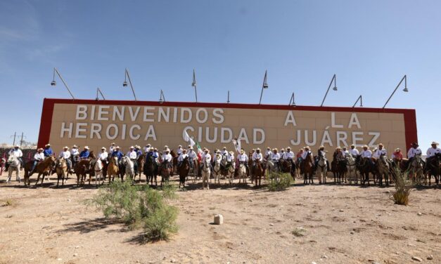 Así inició la XXX Cabalgata Villista encabezada por el alcalde de Cd. Juárez
